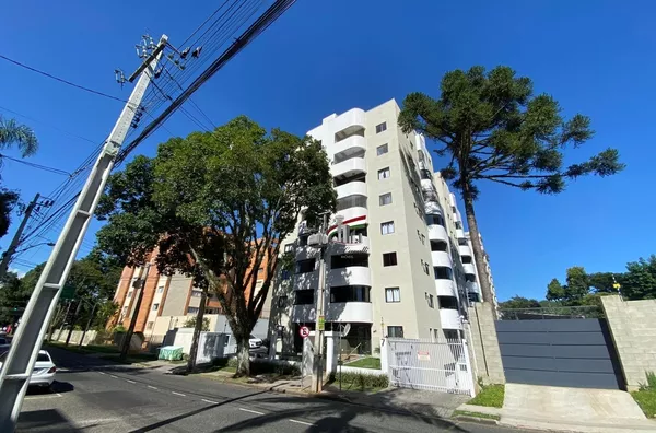 Kitnet Residencial para Locação no Água Verde em Curitiba, 40 m²