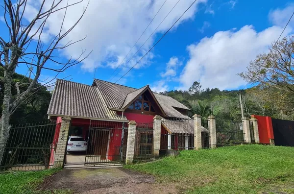 Casa 2 dorms e 70m² à venda - Beco Calábria, Lageado - Porto Alegre